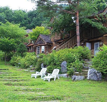 Mayfair Deneb Pension Pyeongchang Exterior photo